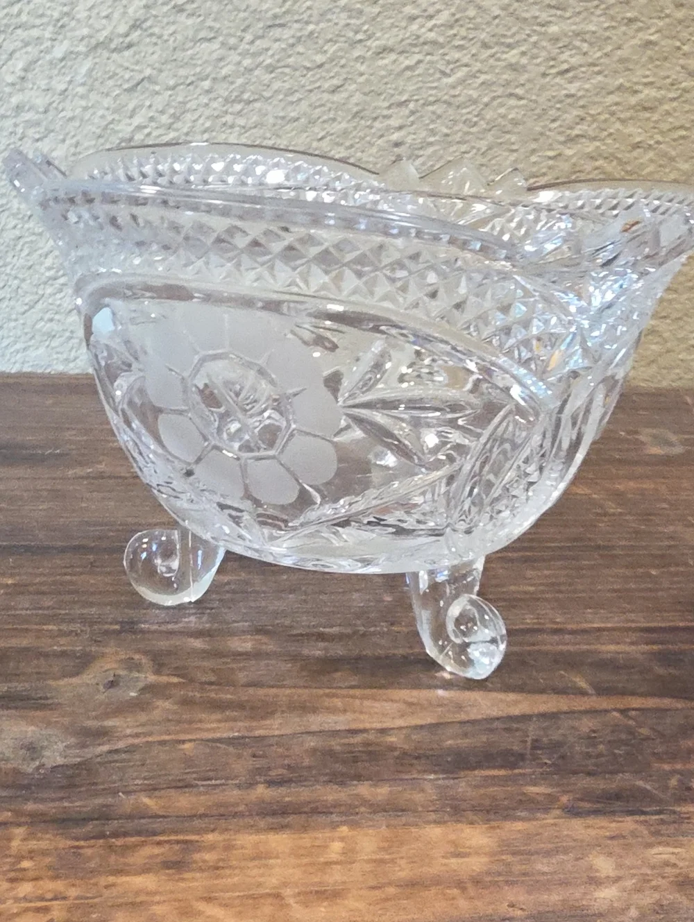 Anna Hutte Bleikristall Lead Crystal 3 Footed Floral Candy Dish Bowl German